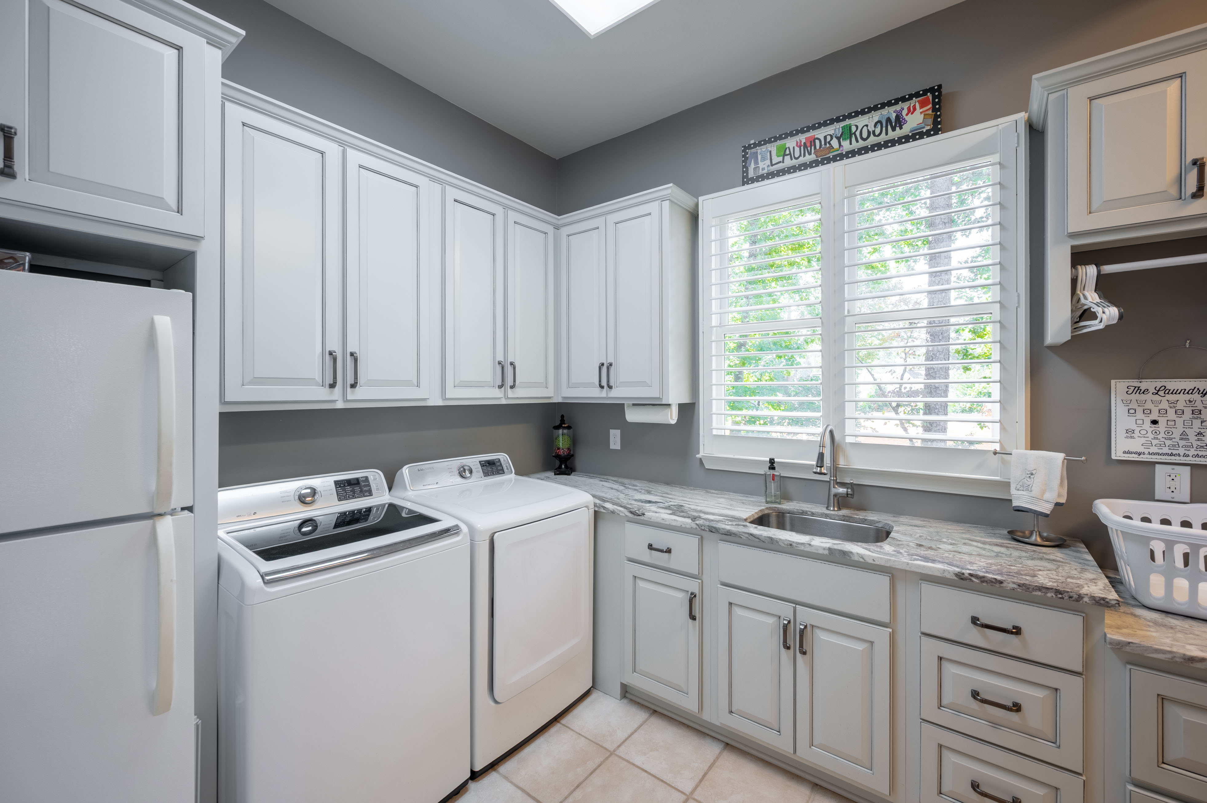 1111 Terrell Circle image 23